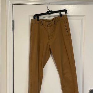 Men’s khakis